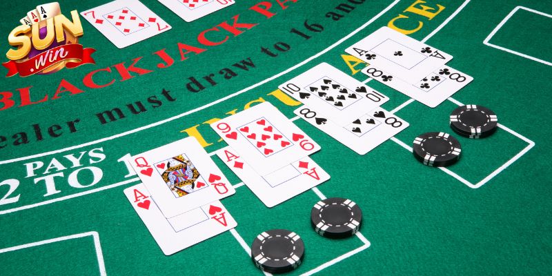 Blackjack Sunwin - Bí Quyết Chinh Phục Điểm Số Tối Ưu 3 Mẹo tách bài lập tức khi có cặp đôi